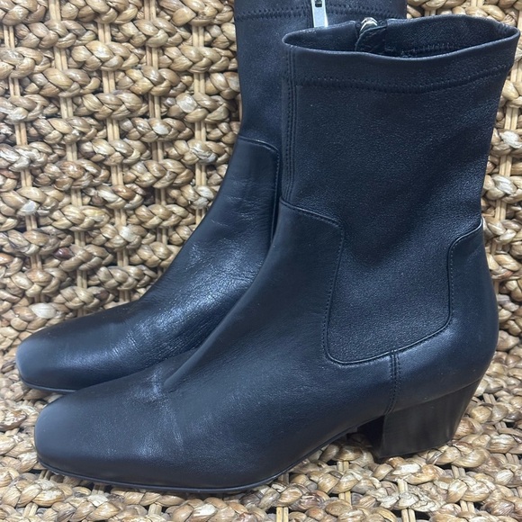 Aquatalia Sandi Sock Stretch Bootie Size 36 - Picture 4 of 9